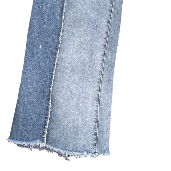 Rue21 JRs SZ 3 Festival Flare Jeans Hi-Rise Distressed Frayed Hems Two-Tone Boho - Picture 2 of 10